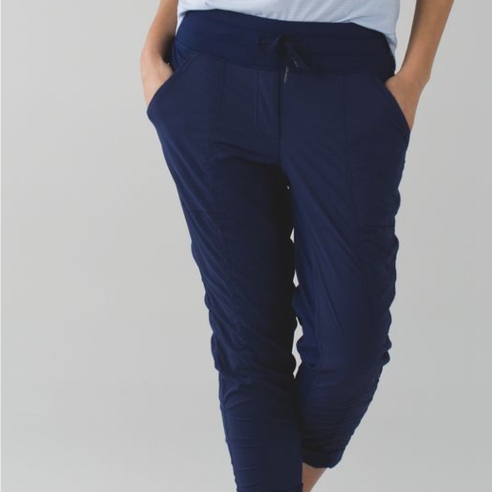 Lululemon Athletica Deep Blue Street to Studio cropped pant
